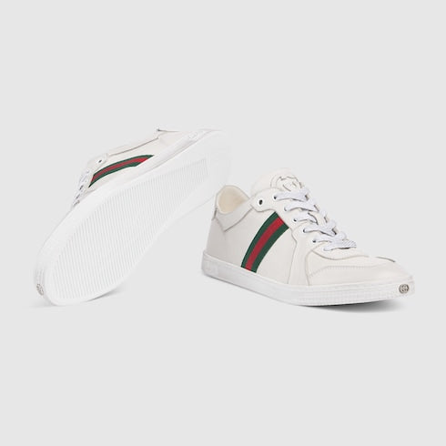 Women's Stretch low-top sneaker