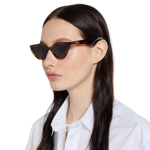 Cat eye sunglasses