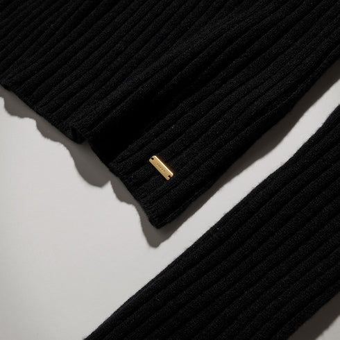 Soft rib wool cashmere top with tag