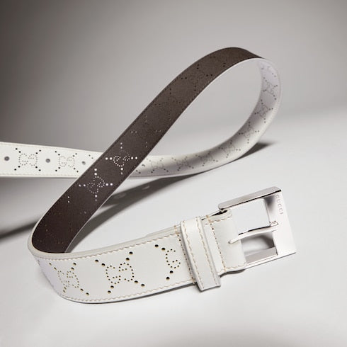 Belt with squared buckle