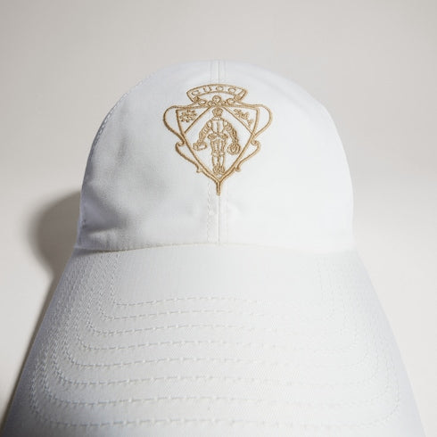 Cotton baseball hat with embroidery