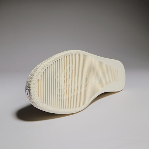 Women's Stretch low-top sneaker