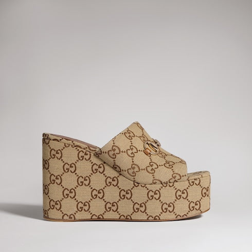 Women's wedge sandal with Horsebit