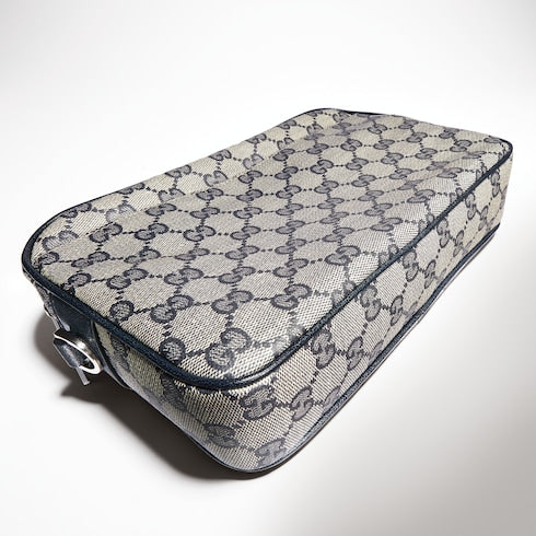 Gucci Essence Classic small crossbody bag