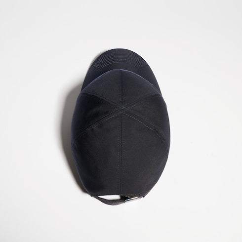 Cotton baseball hat with embroidery