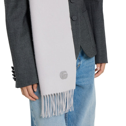 Cashmere scarf with patch
