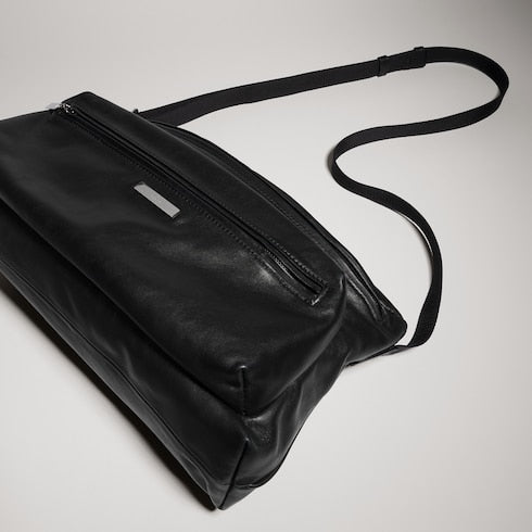 Gucci Tag medium crossbody bag