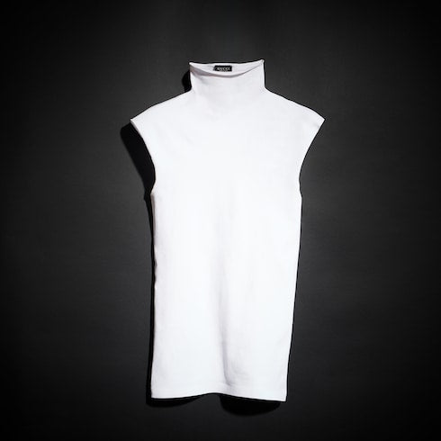 Seamless stretch nylon jersey tank top