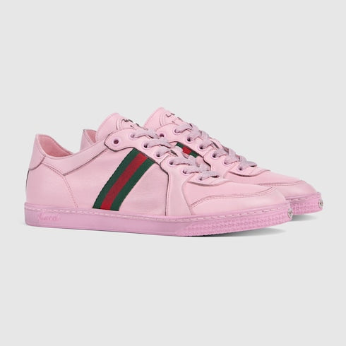 Women's Stretch low-top sneaker