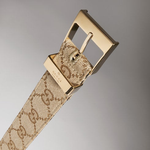 Belt with squared buckle