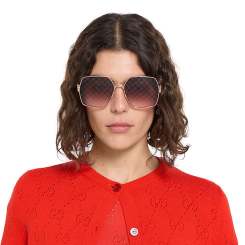 Oval frame sunglasses