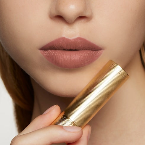 120 Sonia Light Beige, Rouge à Lèvres Mat Lipstick