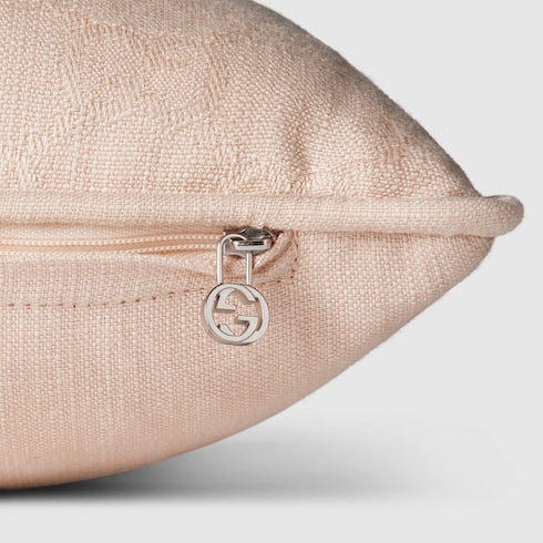 GG cushion
