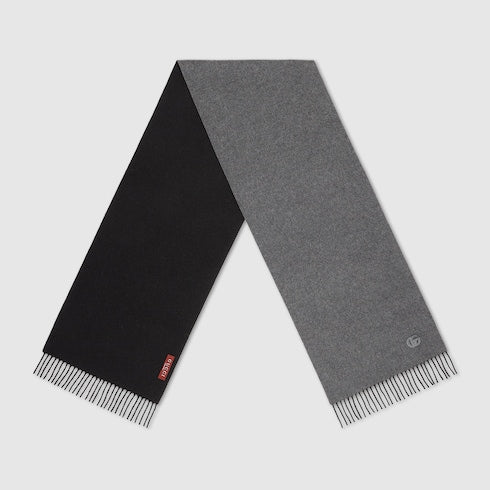 Cashmere scarf with patch
