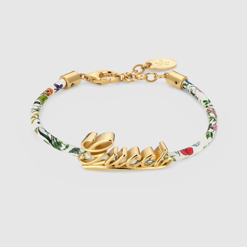 Leather bracelet with Gucci script