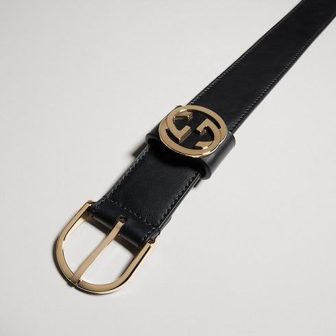 Belt with round buckle