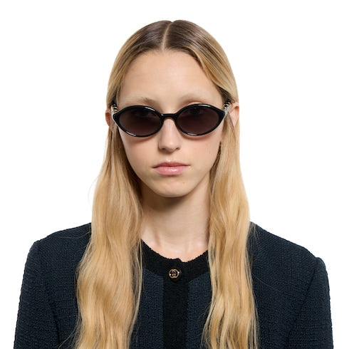 Oval frame sunglasses