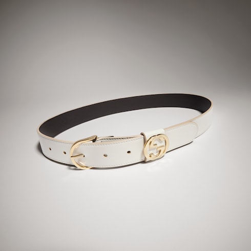 Belt with round buckle