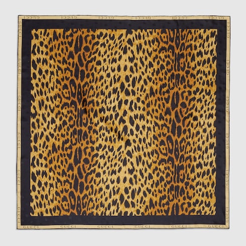 Printed silk twill carré
