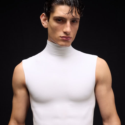 Seamless stretch nylon jersey tank top