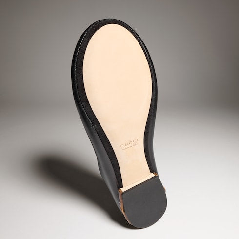 Women's ballerina with bamboo