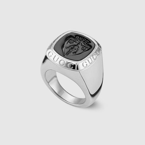 Gucci crest signet ring