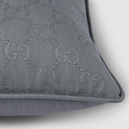 GG cushion