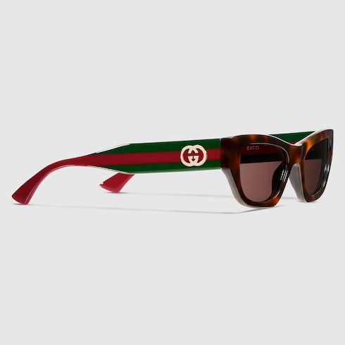 Cat-eye sunglasses