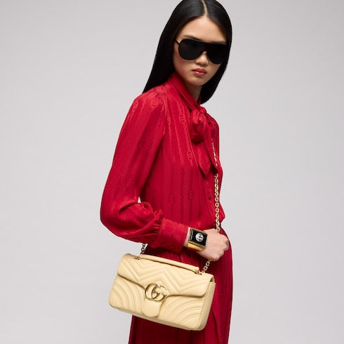 GG Marmont medium shoulder bag