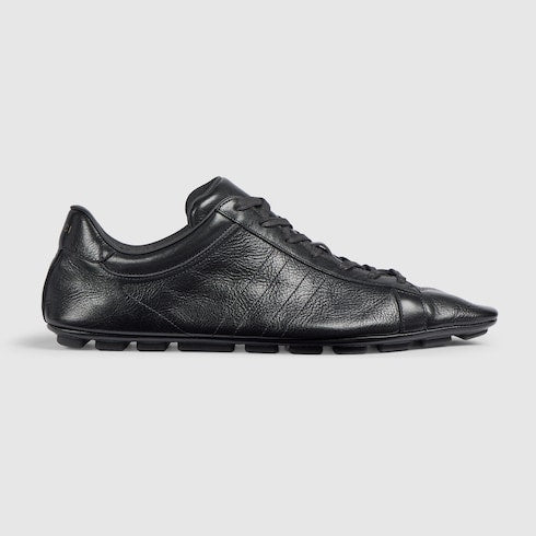 Men's sneaker with driver sole