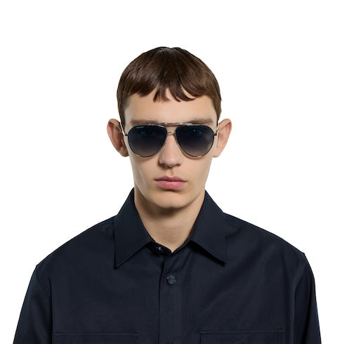 Pilot sunglasses