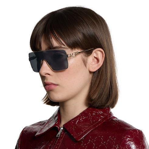 Rectangular frame sunglasses