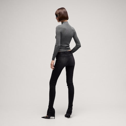Fine rib knit wool top with Horsebit