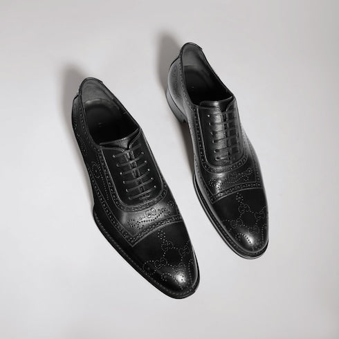 Men's lace-up shoe