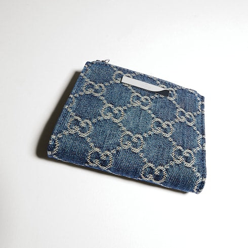 Small wallet with Gucci plaque
