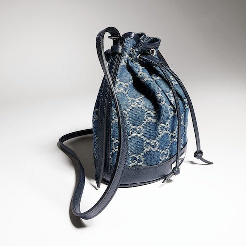 Mini bucket bag with Gucci plaque