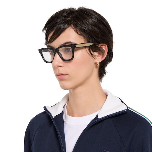 Cat-eye optical frame