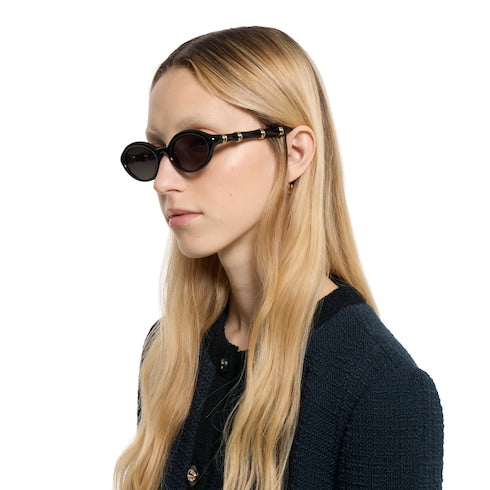 Oval frame sunglasses