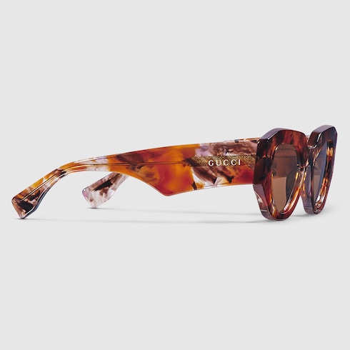 Cat eye frame sunglasses