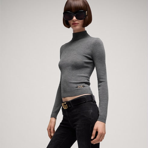Fine rib knit wool top with Horsebit
