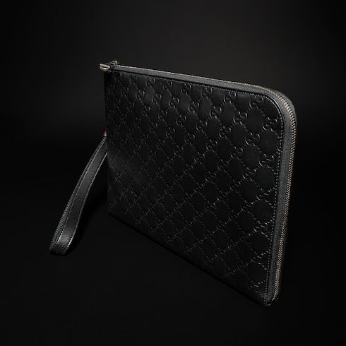 GG Emblem medium pouch