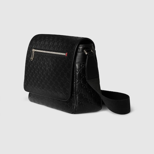GG Emblem medium crossbody bag