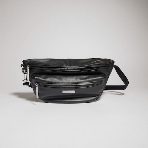 Gucci Tag medium crossbody bag