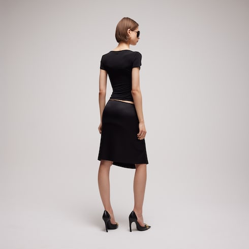 Viscose jersey T-shirt with metal tag