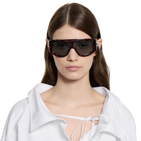 Rectangular frame sunglasses
