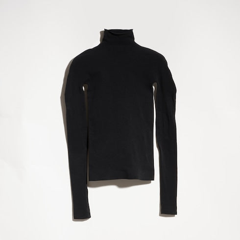 Seamless stretch nylon jersey top