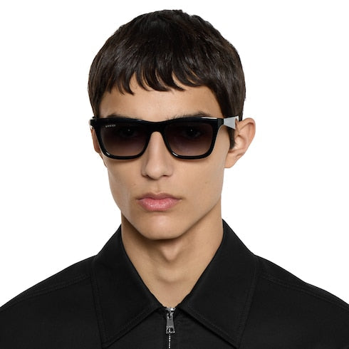 Rectangular frame sunglasses