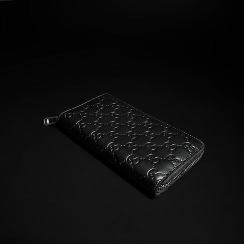 GG Emblem zip around wallet