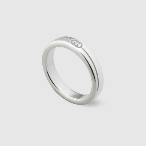 Diagonal Interlocking G thin ring