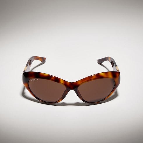Cat eye frame sunglasses